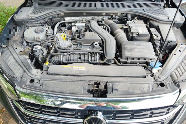 Used Volkswagen Sagitar 2024 300TSI DSG Excellence Edition Engine Bay