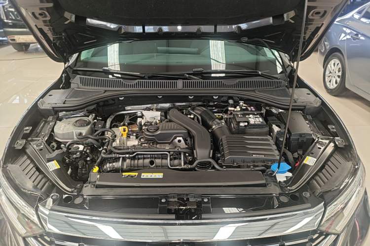 Used Volkswagen Sagitar 2024 300TSI DSG Excellence Edition Engine Bay