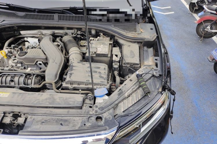 Used Volkswagen Sagitar 2024 300TSI DSG Excellence Edition Engine Bay Left