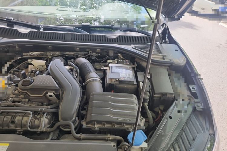 Used Volkswagen Sagitar 2024 300TSI DSG Excellence Edition Engine Bay Left