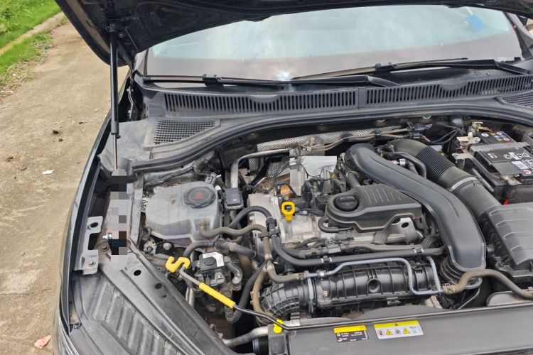 Used Volkswagen Sagitar 2024 300TSI DSG Excellence Edition Engine Bay Right