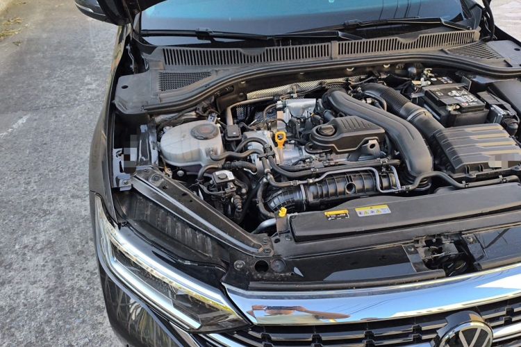 Used Volkswagen Sagitar 2024 300TSI DSG Excellence Edition Engine Bay Right