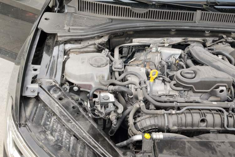 Used Volkswagen Sagitar 2024 300TSI DSG Excellence Edition Engine Bay Right