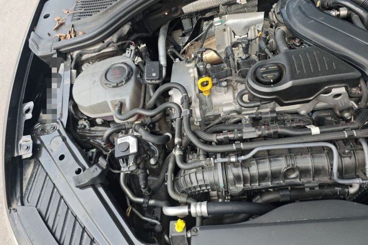 Used Volkswagen Sagitar 2024 300TSI DSG Excellence Edition Engine Bay Right