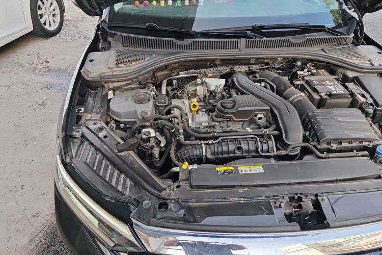 Used Volkswagen Sagitar 2024 300TSI DSG Excellence Edition Engine Bay Right