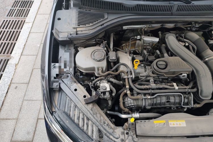 Used Volkswagen Sagitar 2024 300TSI DSG Excellence Edition Engine Bay Right