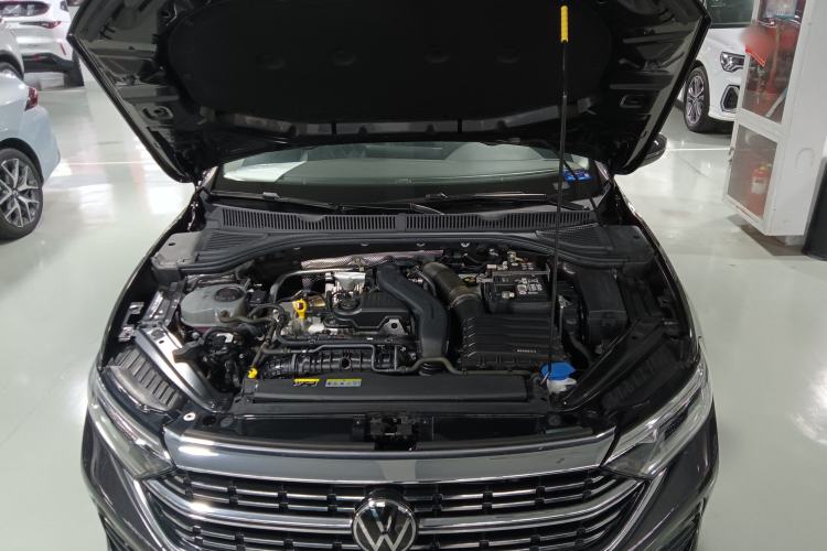Used Volkswagen Sagitar 2024 300TSI DSG Excellence Edition Engine Bay