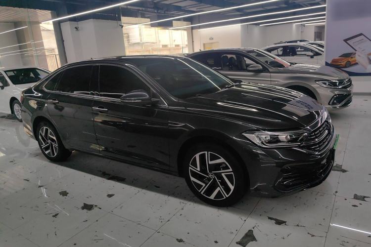 Used Volkswagen Sagitar 2024 300TSI DSG Excellence Edition Exterior 2