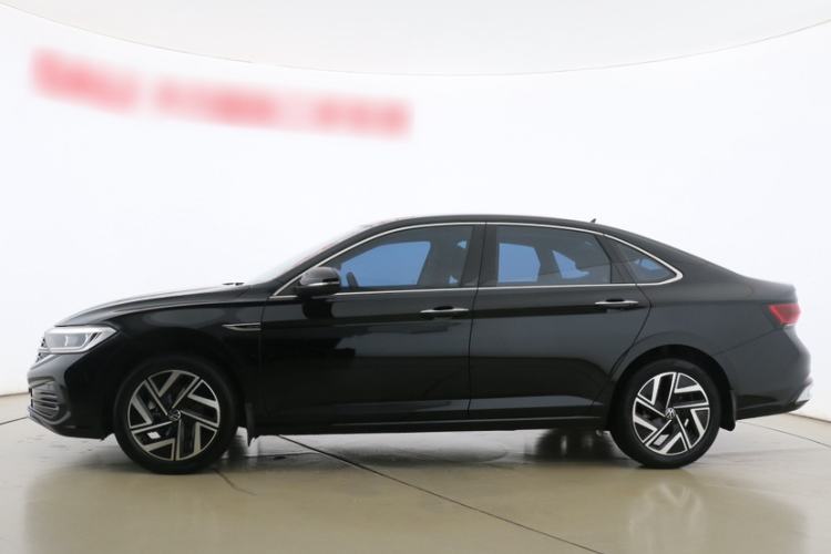 Used Volkswagen Sagitar 2024 300TSI DSG Excellence Edition Exterior 3