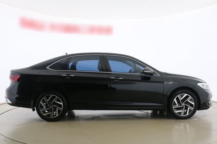 Used Volkswagen Sagitar 2024 300TSI DSG Excellence Edition Exterior 4