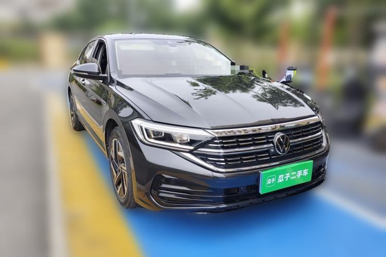 Used Volkswagen Sagitar 2024 300TSI DSG Excellence Edition Front Right 45 Deg