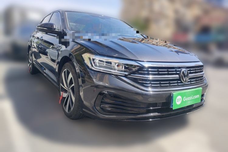 Used Volkswagen Sagitar 2024 300TSI DSG Excellence Edition Front Right 45 Deg