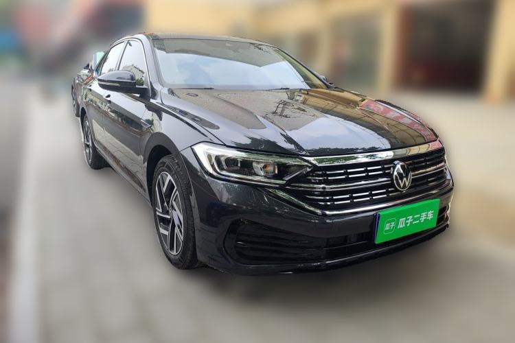 Used Volkswagen Sagitar 2024 300TSI DSG Excellence Edition Front Right 45 Deg