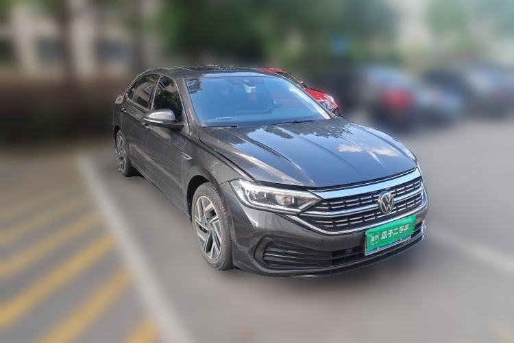 Used Volkswagen Sagitar 2024 300TSI DSG Excellence Edition Front Right 45 Deg