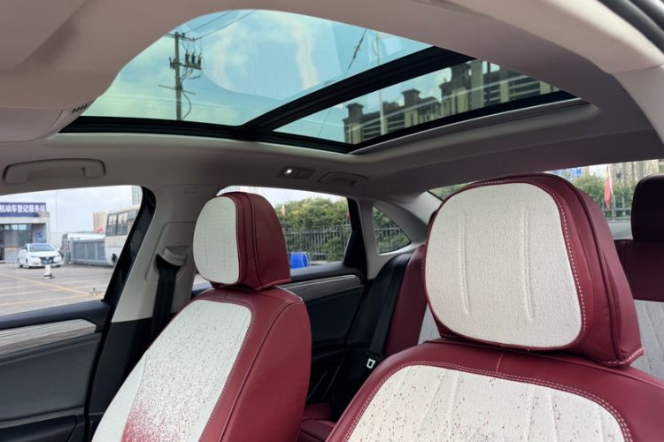 Used Volkswagen Sagitar 2024 300TSI DSG Excellence Edition Headliner