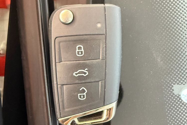 Used Volkswagen Sagitar 2024 300TSI DSG Excellence Edition Interior 1