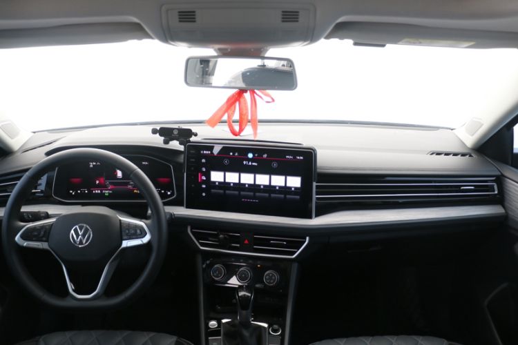 Used Volkswagen Sagitar 2024 300TSI DSG Excellence Edition Interior 1