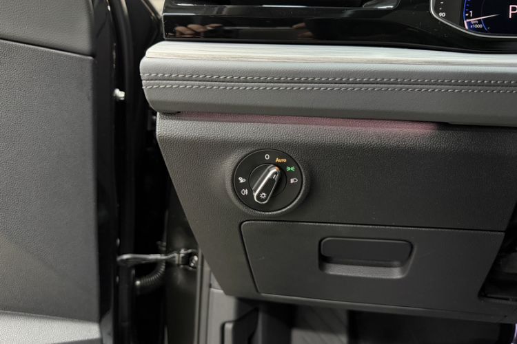 Used Volkswagen Sagitar 2024 300TSI DSG Excellence Edition Interior 10