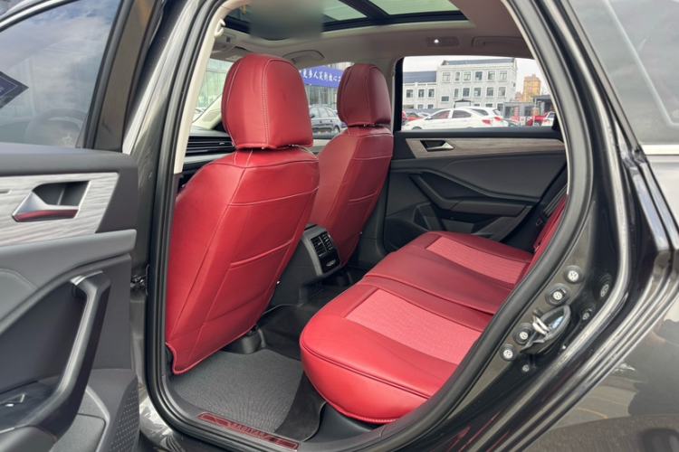 Used Volkswagen Sagitar 2024 300TSI DSG Excellence Edition Interior 2