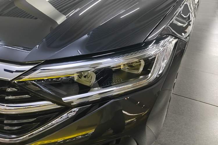 Used Volkswagen Sagitar 2024 300TSI DSG Excellence Edition Left Front Headlight