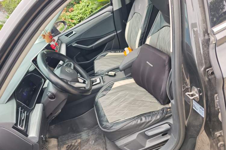 Used Volkswagen Sagitar 2024 300TSI DSG Excellence Edition Left Front Seat