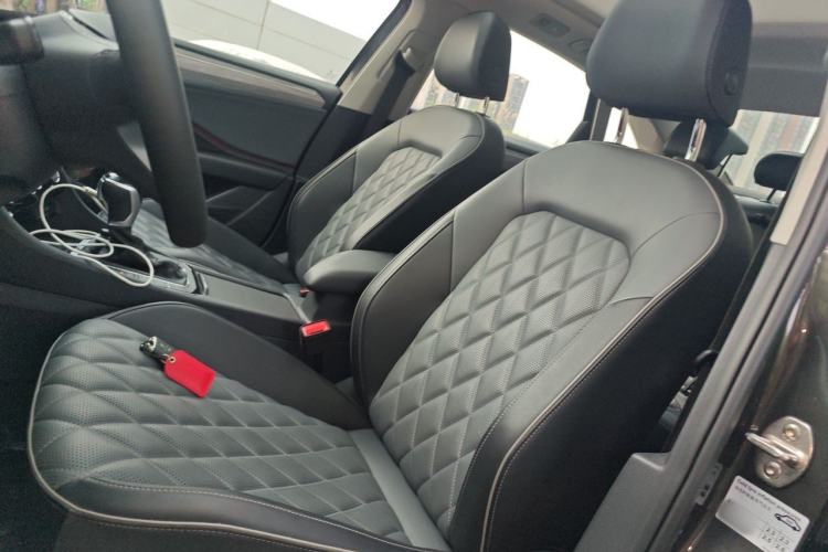 Used Volkswagen Sagitar 2024 300TSI DSG Excellence Edition Left Front Seat