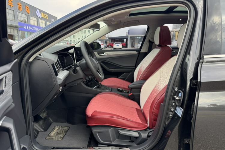 Used Volkswagen Sagitar 2024 300TSI DSG Excellence Edition Left Front Seat