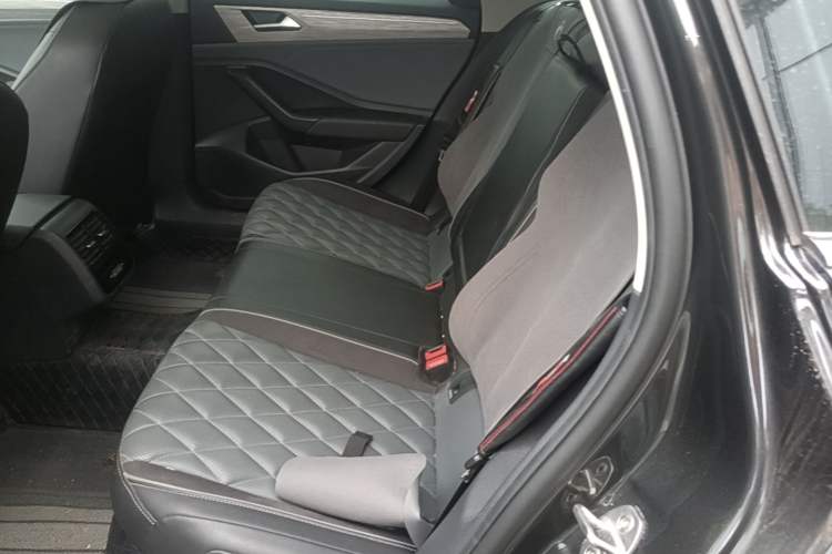 Used Volkswagen Sagitar 2024 300TSI DSG Excellence Edition Left Rear Seat