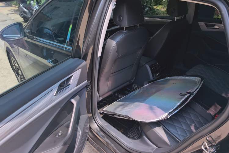 Used Volkswagen Sagitar 2024 300TSI DSG Excellence Edition Left Rear Seat