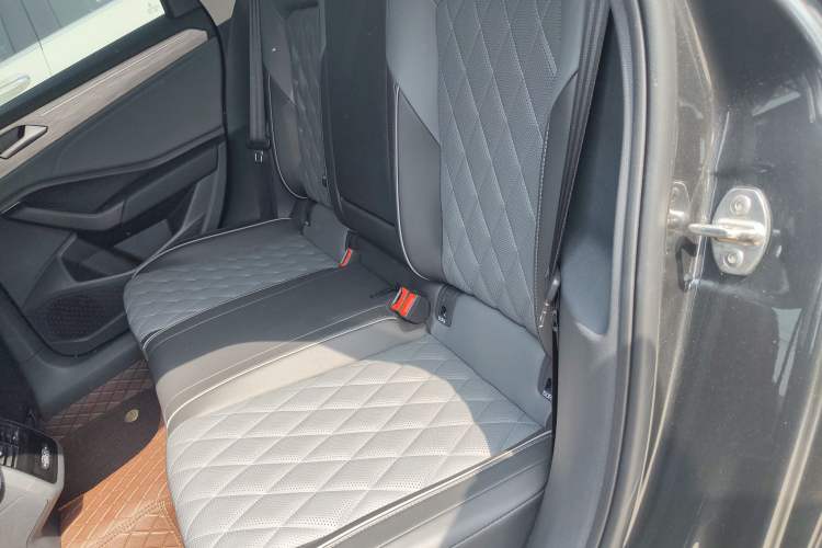 Used Volkswagen Sagitar 2024 300TSI DSG Excellence Edition Left Rear Seat