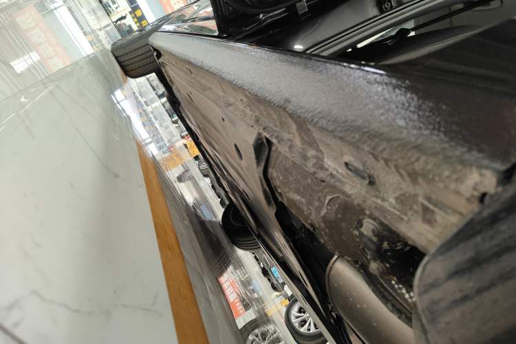 Used Volkswagen Sagitar 2024 300TSI DSG Excellence Edition Left Side Sill