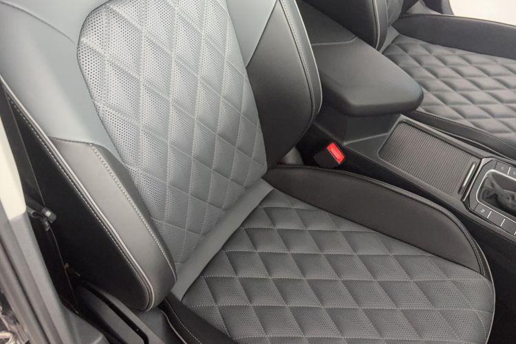 Used Volkswagen Sagitar 2024 300TSI DSG Excellence Edition Right Front Seat