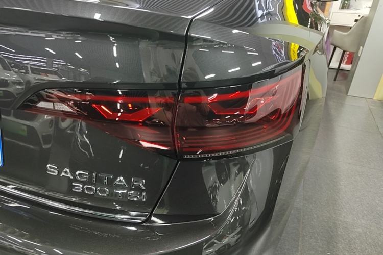 Used Volkswagen Sagitar 2024 300TSI DSG Excellence Edition Right Rear Taillight