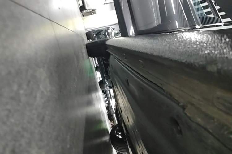 Used Volkswagen Sagitar 2024 300TSI DSG Excellence Edition Right Side Sill