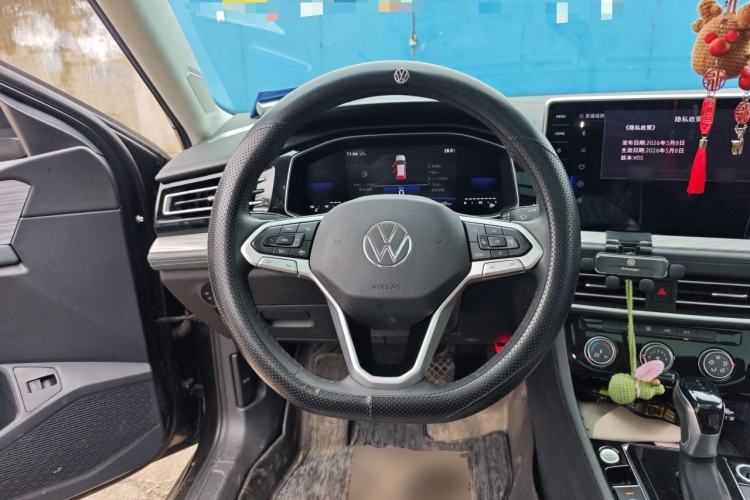 Used Volkswagen Sagitar 2024 300TSI DSG Excellence Edition Steering Wheel