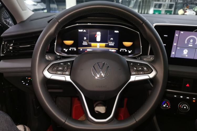 Used Volkswagen Sagitar 2024 200TSI DSG Flyover Edition Steering Wheel