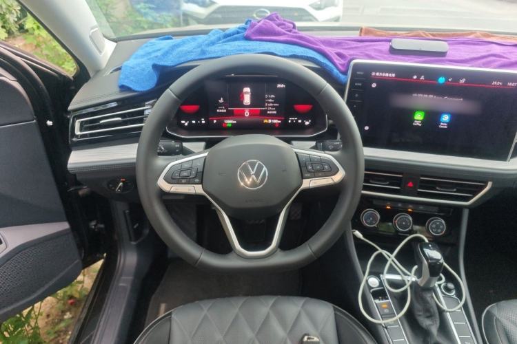 Used Volkswagen Sagitar 2024 300TSI DSG Excellence Edition Steering Wheel