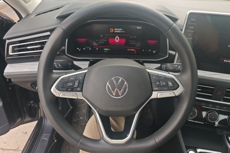 Used Volkswagen Sagitar 2024 300TSI DSG Excellence Edition Steering Wheel