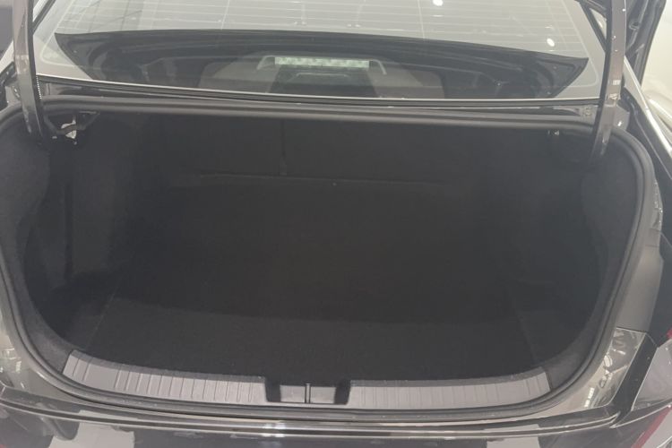 Used Volkswagen Sagitar 2024 300TSI DSG Excellence Edition Trunk