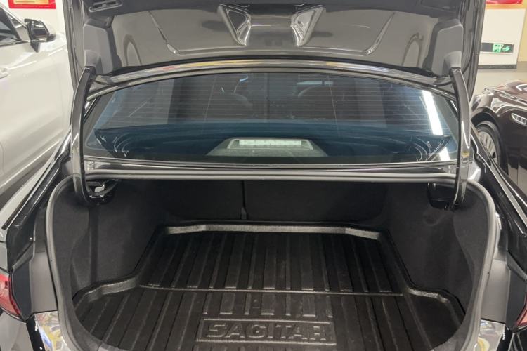 Used Volkswagen Sagitar 2024 300TSI DSG Excellence Edition Trunk