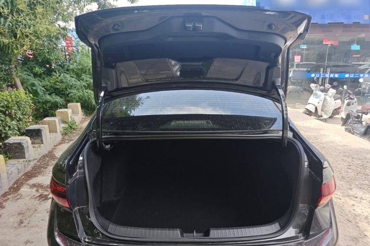 Used Volkswagen Sagitar 2024 300TSI DSG Excellence Edition Trunk