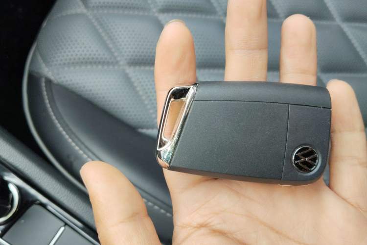 Used Volkswagen Sagitar 2024 300TSI DSG Excellence Edition Vehicle Key