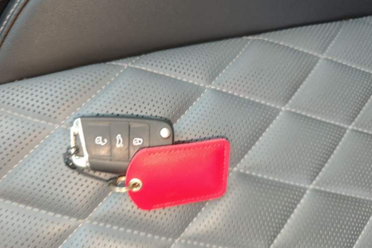 Used Volkswagen Sagitar 2024 300TSI DSG Excellence Edition Vehicle Key