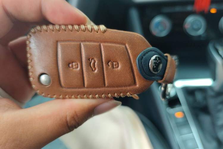 Used Volkswagen Sagitar 2024 300TSI DSG Excellence Edition Vehicle Key