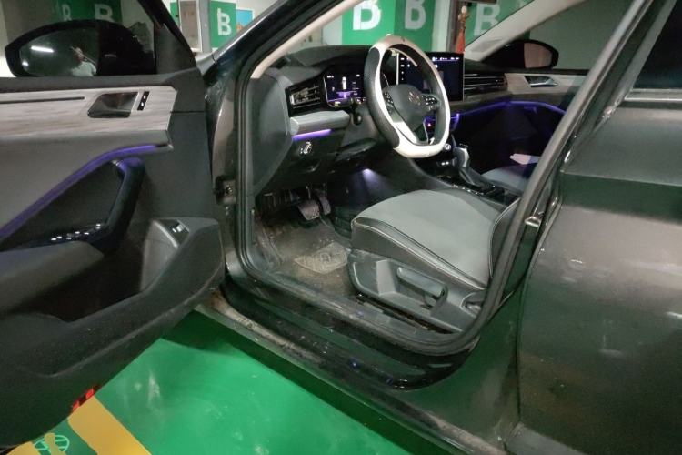 Used Volkswagen Sagitar 2024 300TSI DSG Excellence Edition Driver Seat
