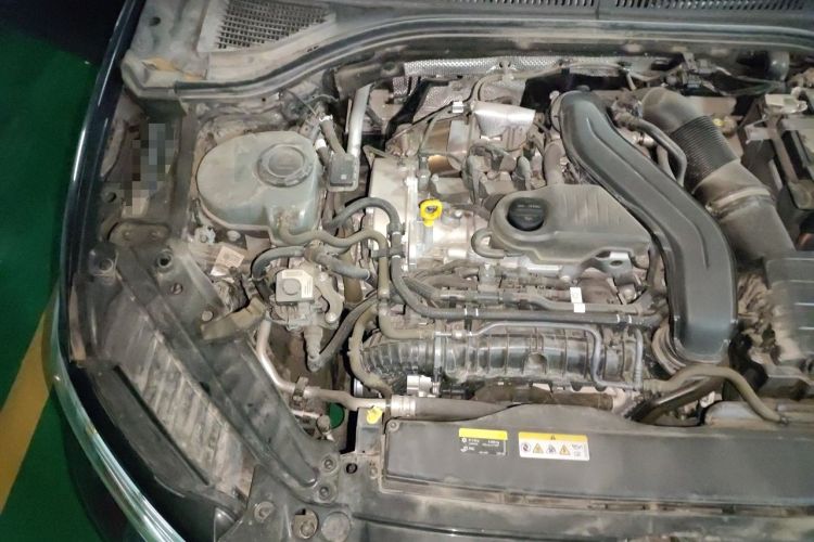 Used Volkswagen Sagitar 2024 300TSI DSG Excellence Edition Engine Bay Right