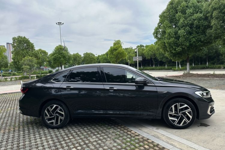 Used Volkswagen Sagitar 2024 300TSI DSG Excellence Edition Exterior 4