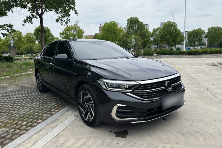 Used Volkswagen Sagitar 2024 300TSI DSG Excellence Edition Exterior 8