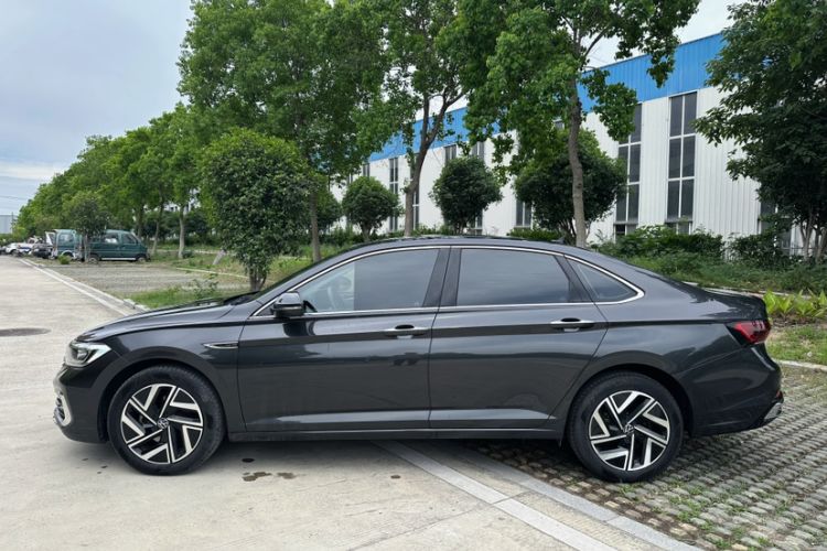 Used Volkswagen Sagitar 2024 300TSI DSG Excellence Edition Exterior 9