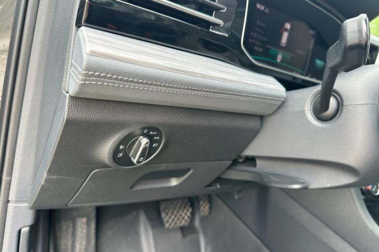 Used Volkswagen Sagitar 2024 300TSI DSG Excellence Edition Interior 1